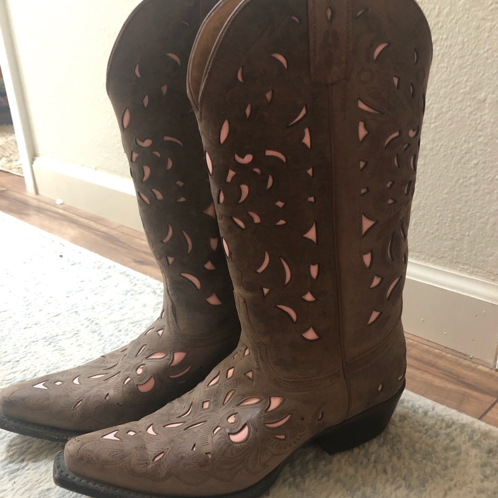 Women’s western boots